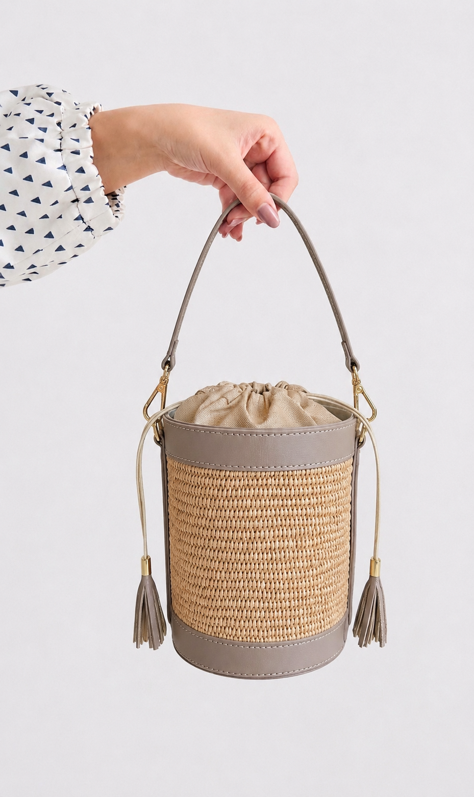 Greige Raffia bag