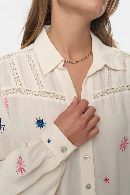 Nutekna White Shirt