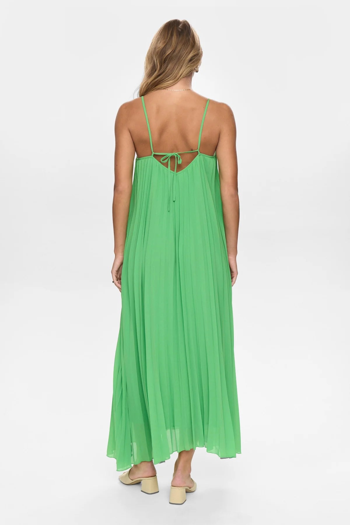 Nuparisa dress - Classic Green
