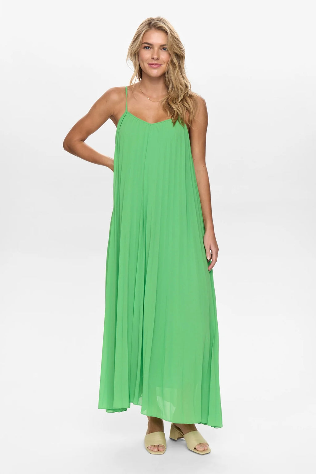 Nuparisa dress - Classic Green