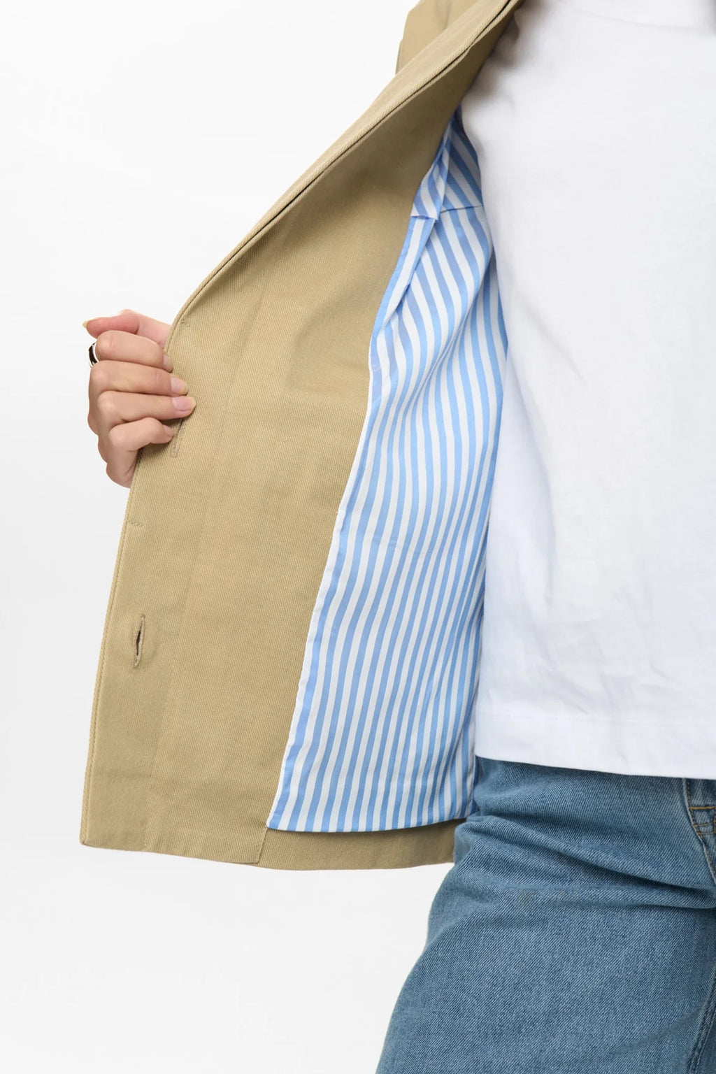 Nuvivalli Jacket
