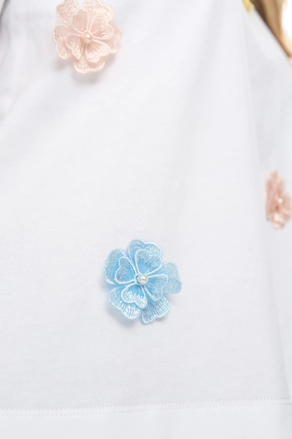 Nufleura Tshirt