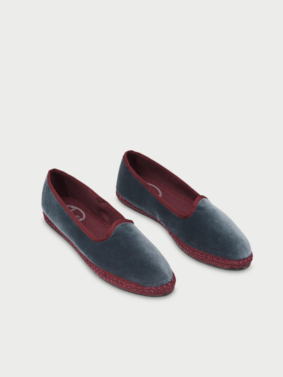 Daria Slipper