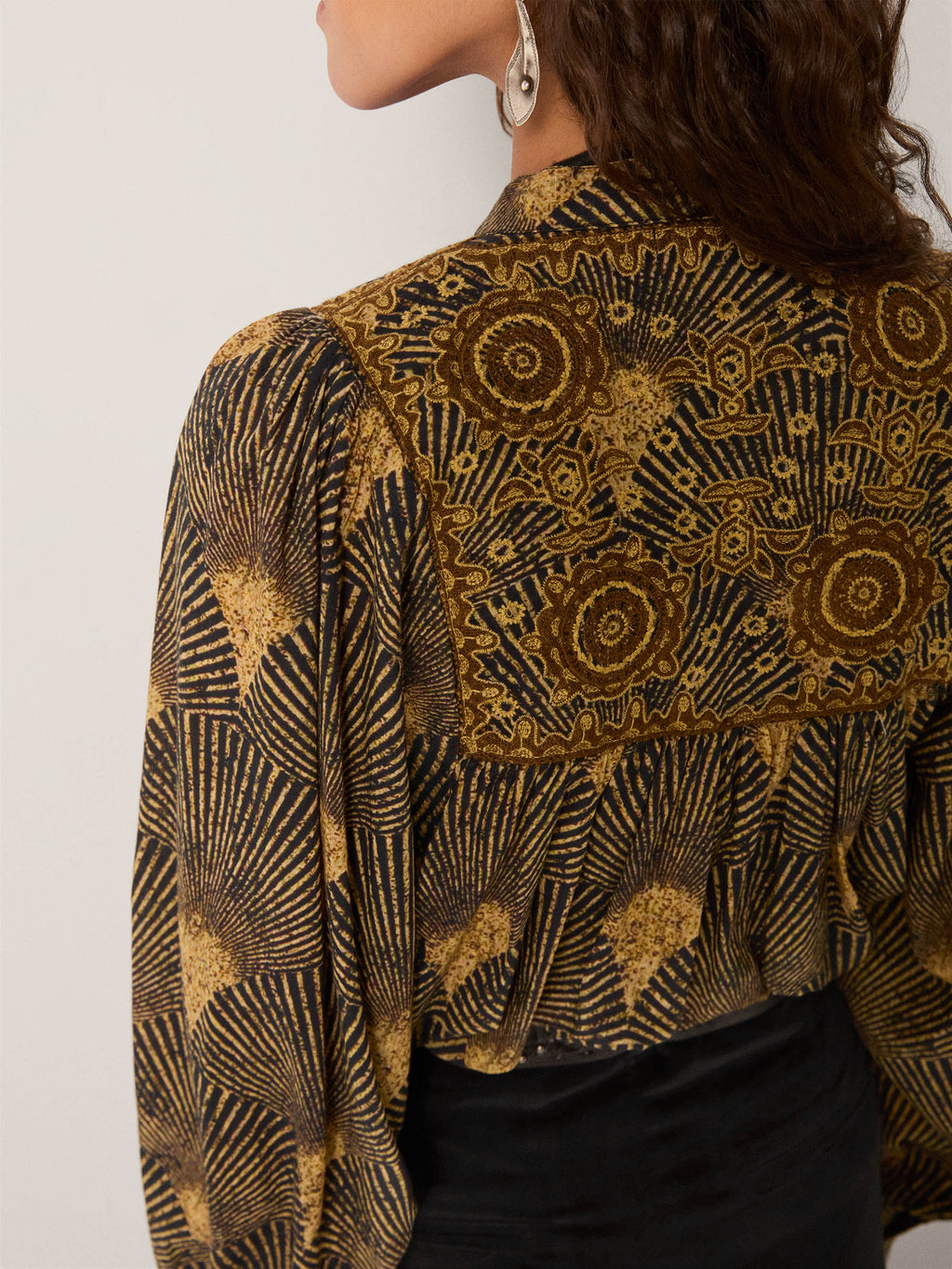 Triana Blouse - Peacok Avocado