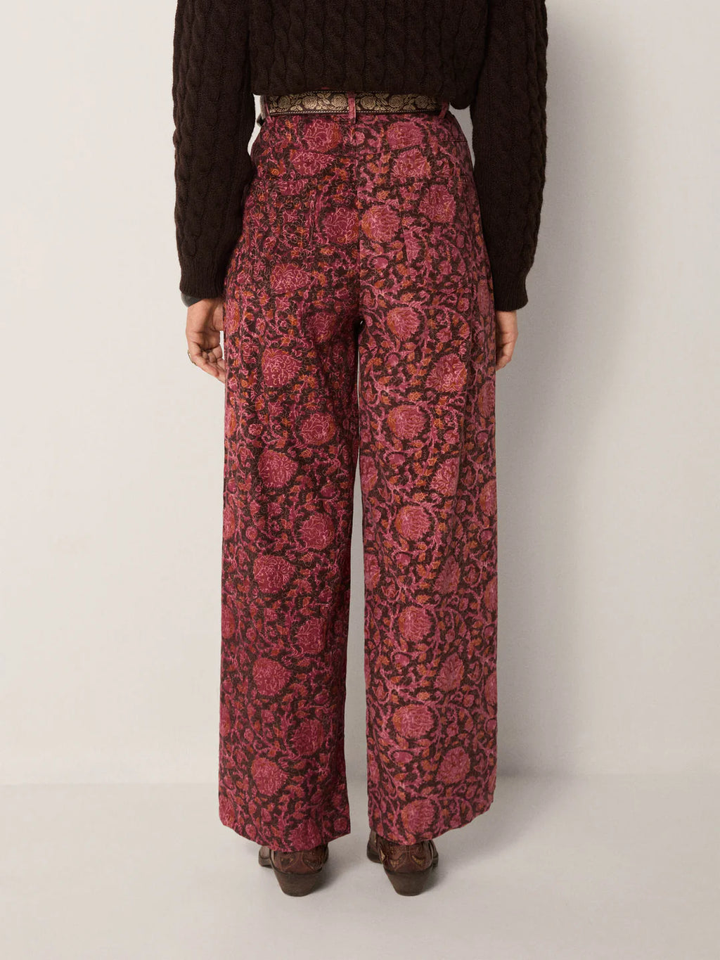 Jimmy Pant - House of Korba