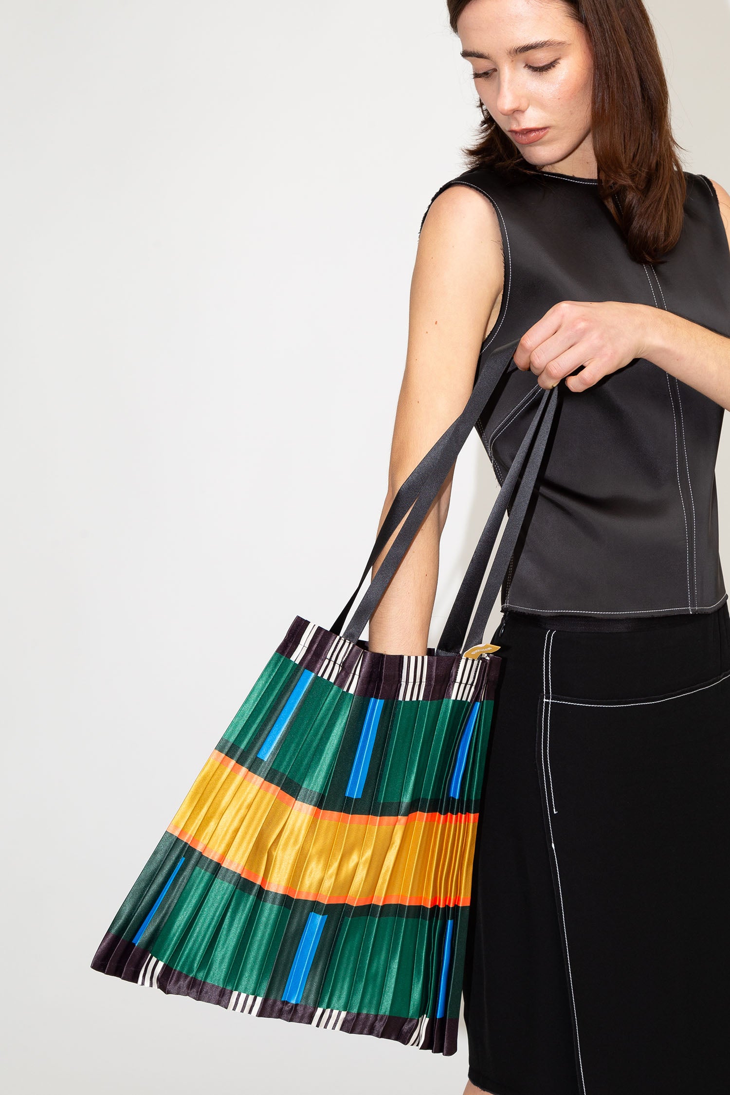 Satin pleated bag Orosei