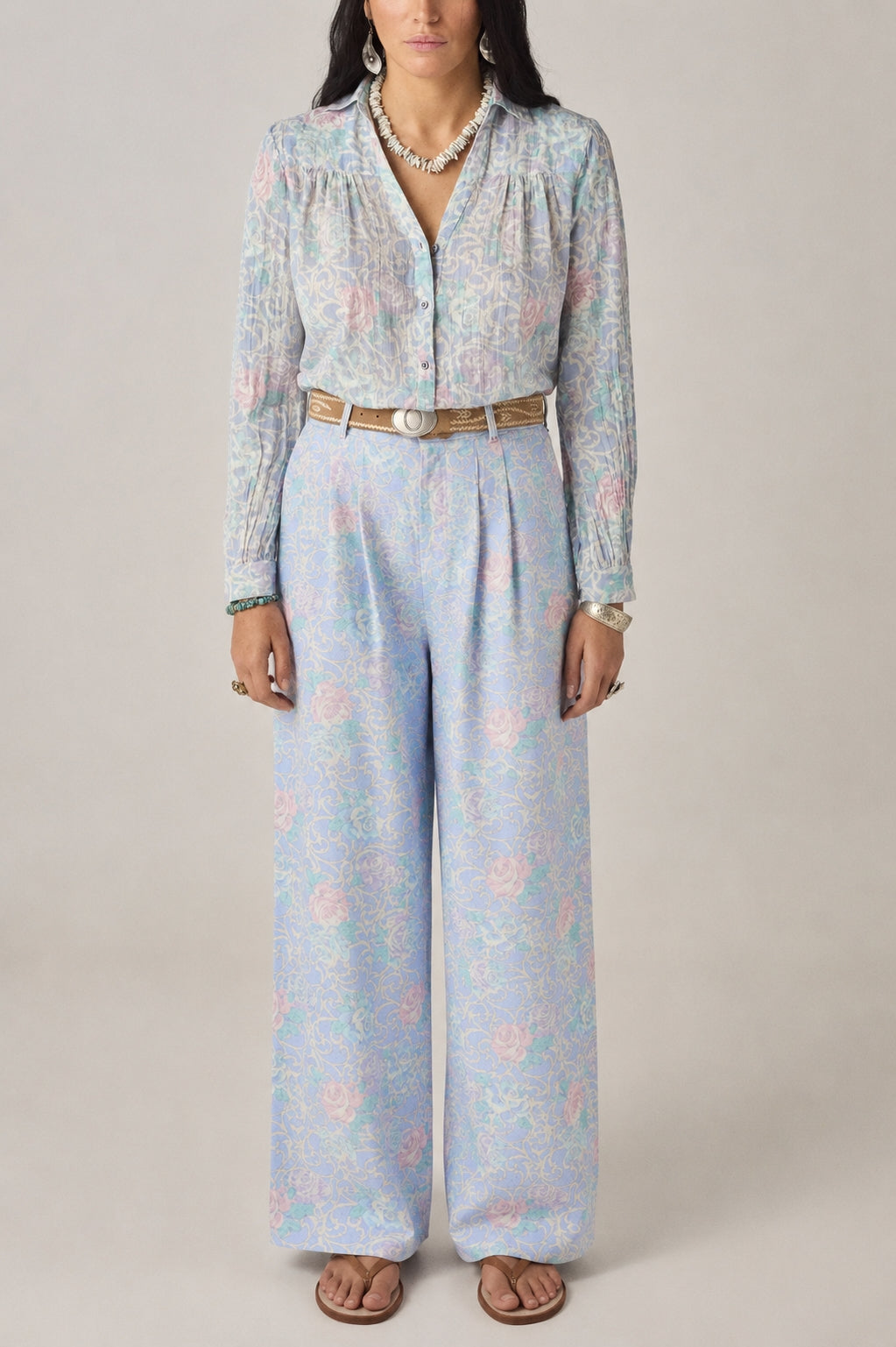 Simone Pant – Misty Bloom