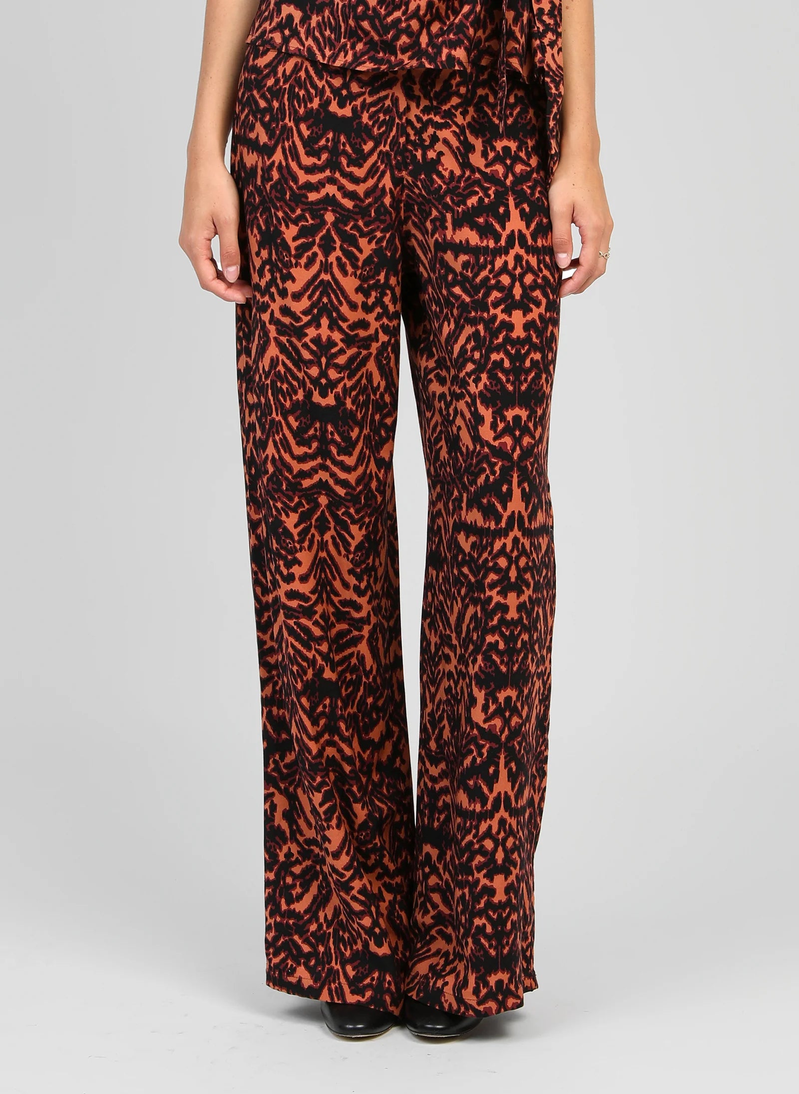 Phlora Ethnic Pants