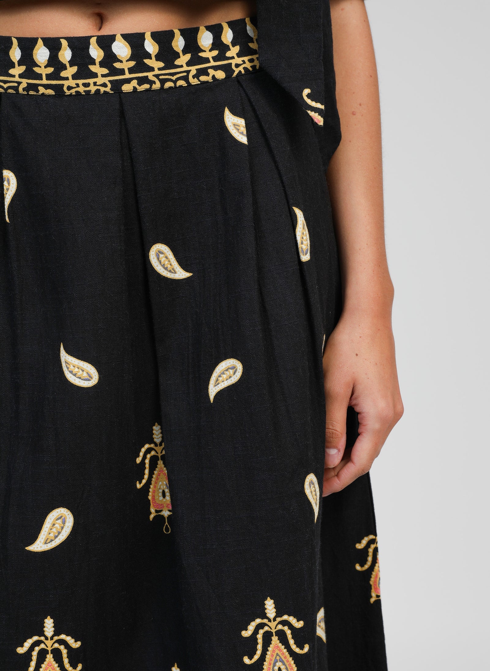 Ramiro Black Long Skirt