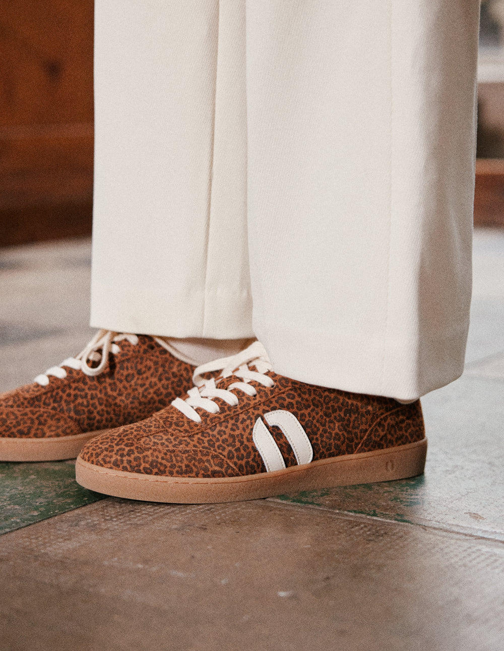 Lucia low-top trainers Leopard Ecru