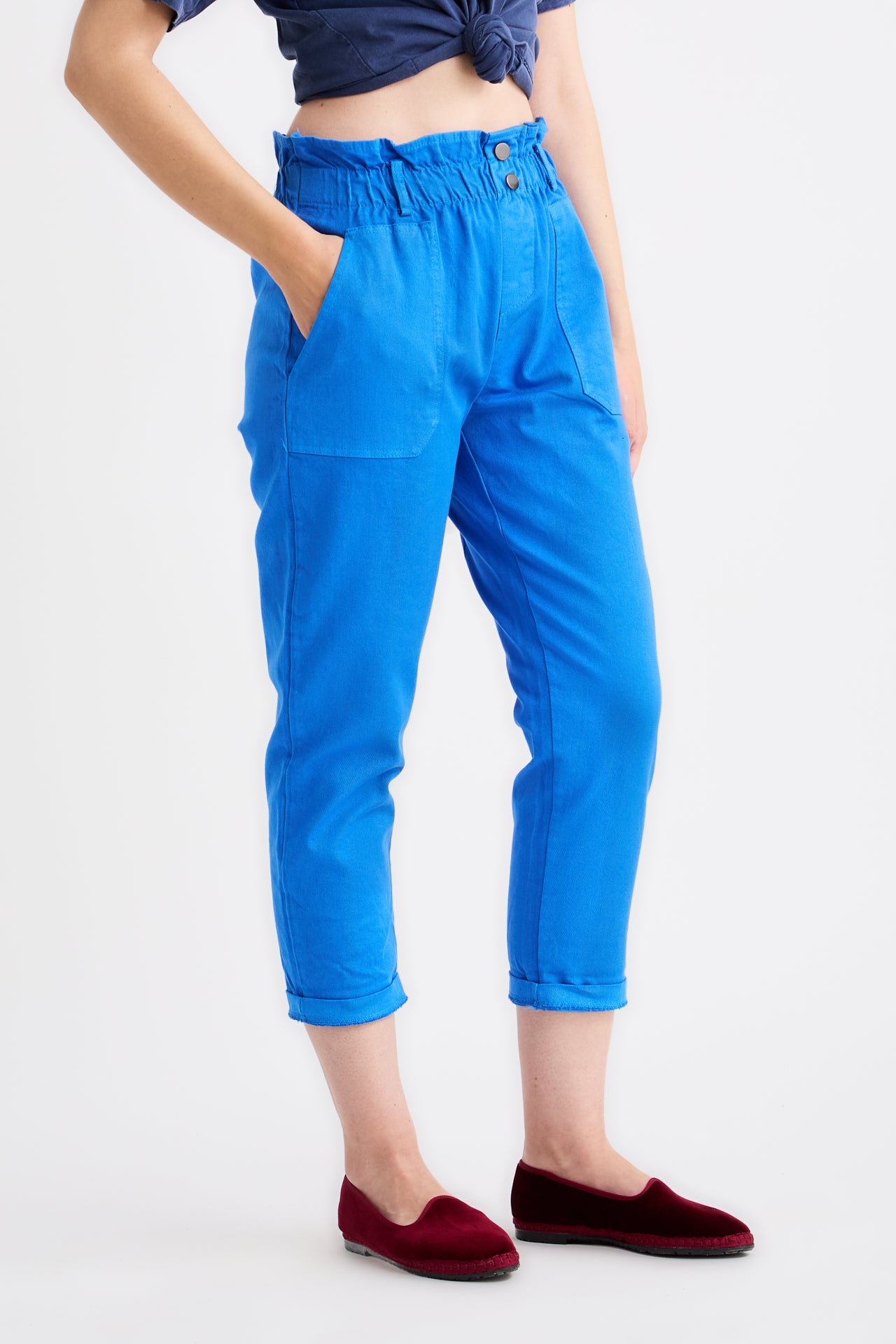 Elastic Blue Electric Trousers with Pockets
