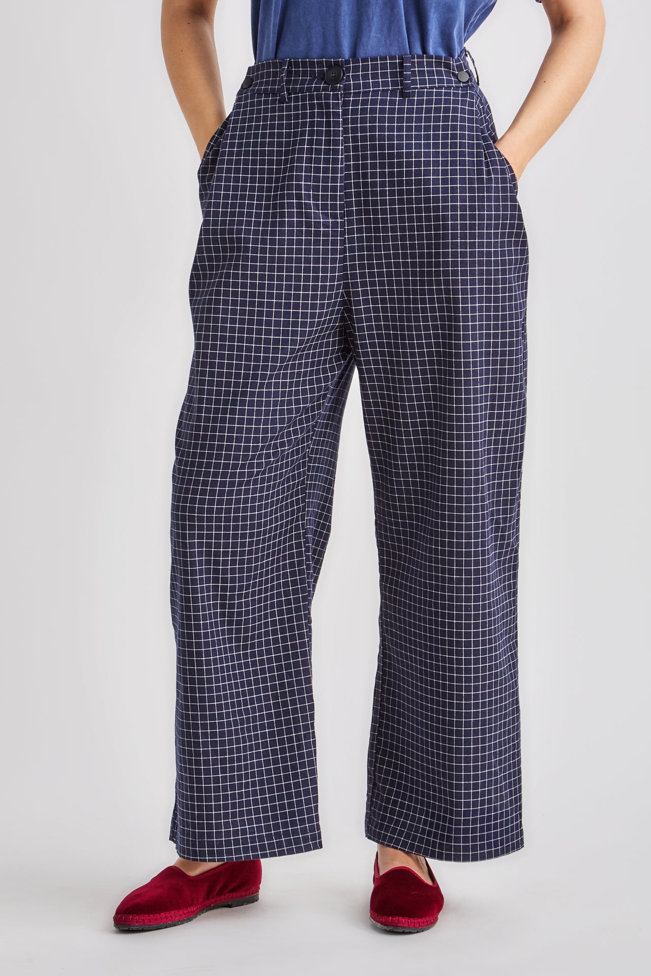 Checked Dark Blue & White Linen Wide Pants