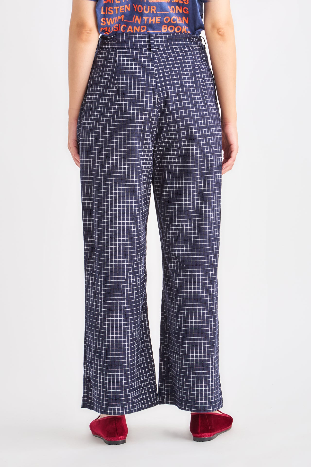 Checked Dark Blue & White Linen Wide Pants