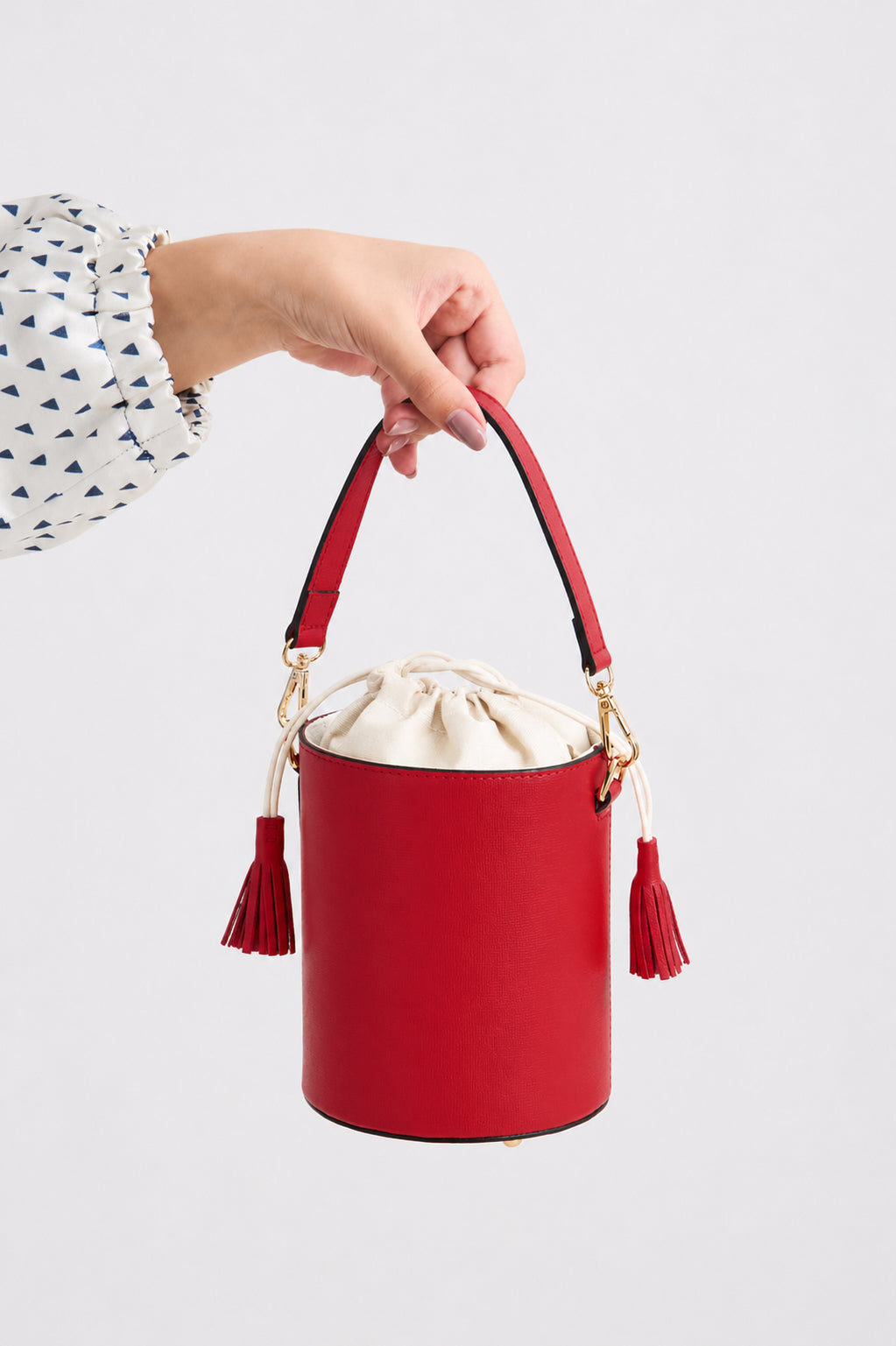 Red leather bucket bag - White lining